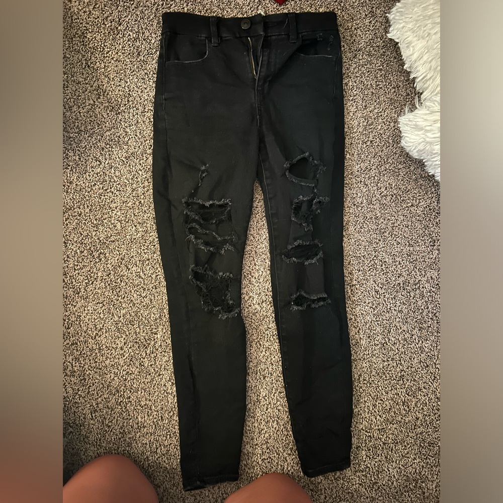 american eagle ripped skinny jeans